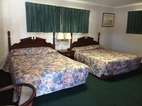 Rapids Inn And Suites image 17