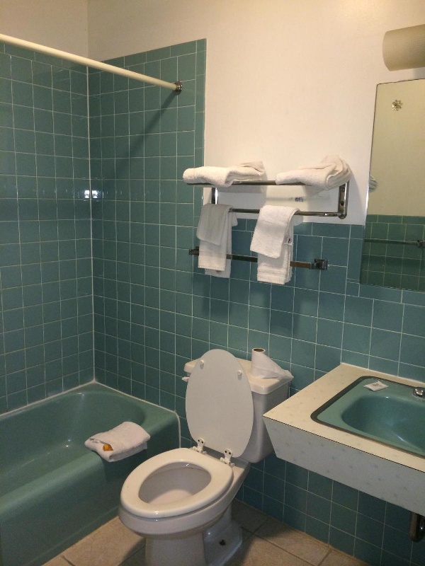 Rapids Inn And Suites image 22
